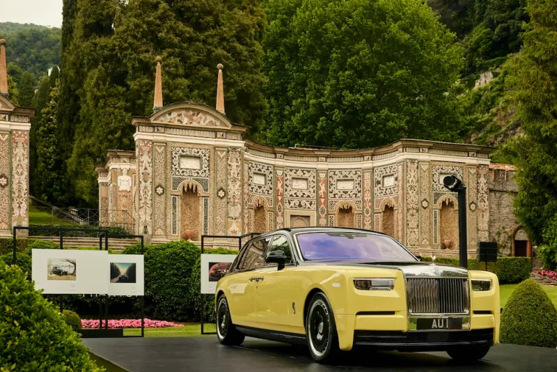 ROLLS-ROYCE PHANTOM GOLDFINGER