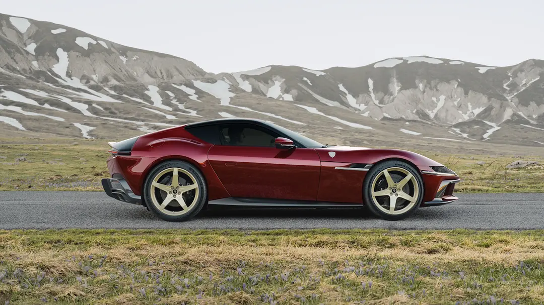 Ferrari 12Cilindri Manuale<br> <i>Khi Số Sàn Bước Vào Kỷ Nguyên Mới</I>